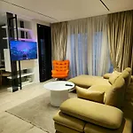 Center Easy_luxury شقة